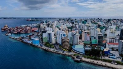 Maldivler’de bir ilk sigara yasaklandı!