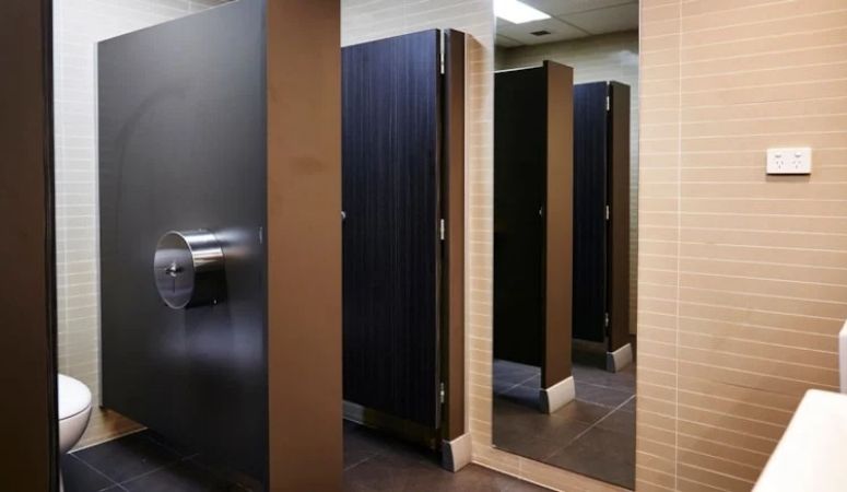 Almanya’da tuvalet molası krizi! Patron işçisini kovdu Almanya’da bir işçi, tuvalette